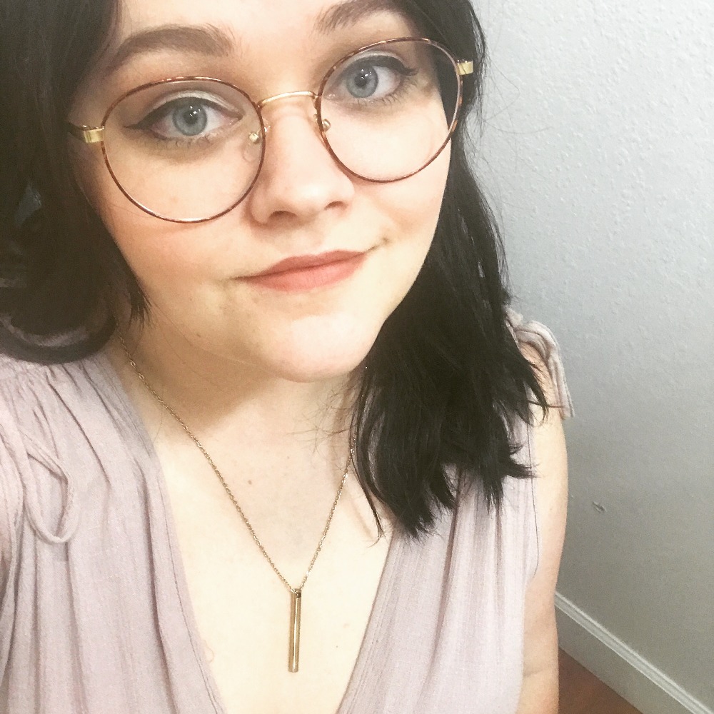 Meet your Posher, She'll be